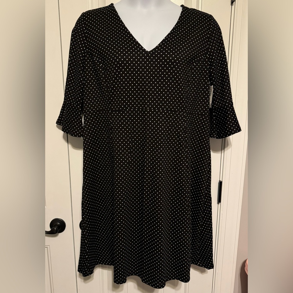 NWT Old Navy Black/White Dot Ponte Knit 3/4 Sleeve, Knee Length Dress Size 2X